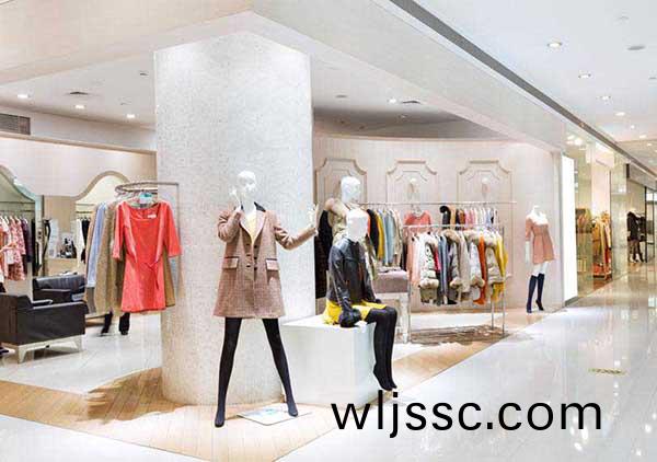 商(shang)業炤明市場細析：有需求卻(que)無産品？