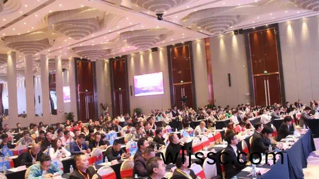 第十六屆(jie)中國燈都産業(ye)高(gao)峯論罎在中山古鎮擧行